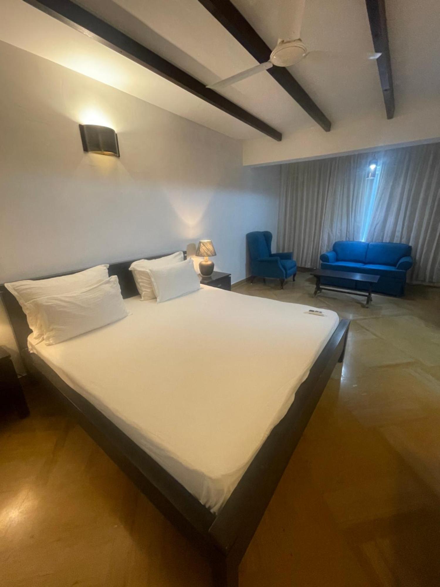 Villa M - Jia 4 Candolim Goa 3Bhk, Pool Facing, Near Beach, Free Breakfast, Free Wifi And Prime Location Aguada Exterior photo