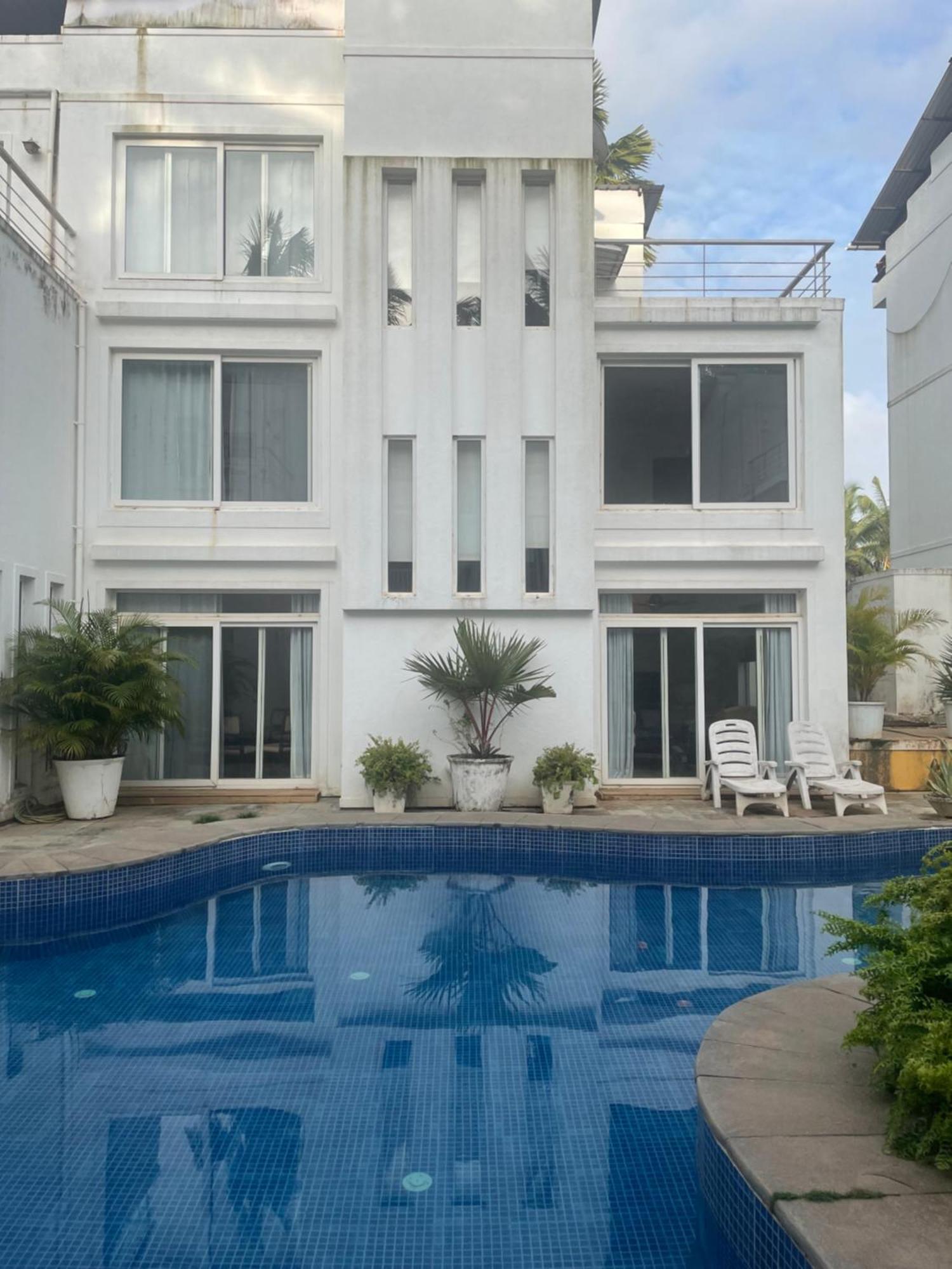 Villa M - Jia 4 Candolim Goa 3Bhk, Pool Facing, Near Beach, Free Breakfast, Free Wifi And Prime Location Aguada Exterior photo